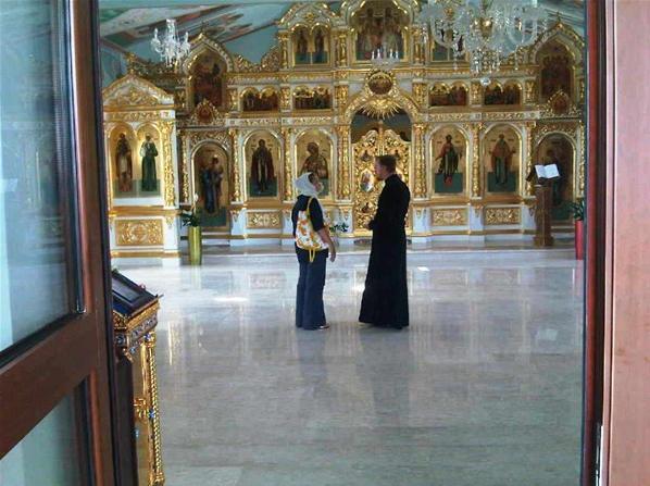 Внутри церкви