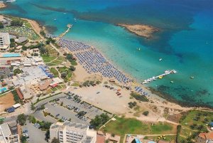 пляж Фиг-Три-Бей (Fig Tree Bay)