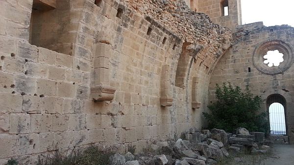 классная комната внутри Беллапаис